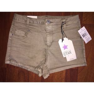 NWT Vanilla Star size 5 shorts